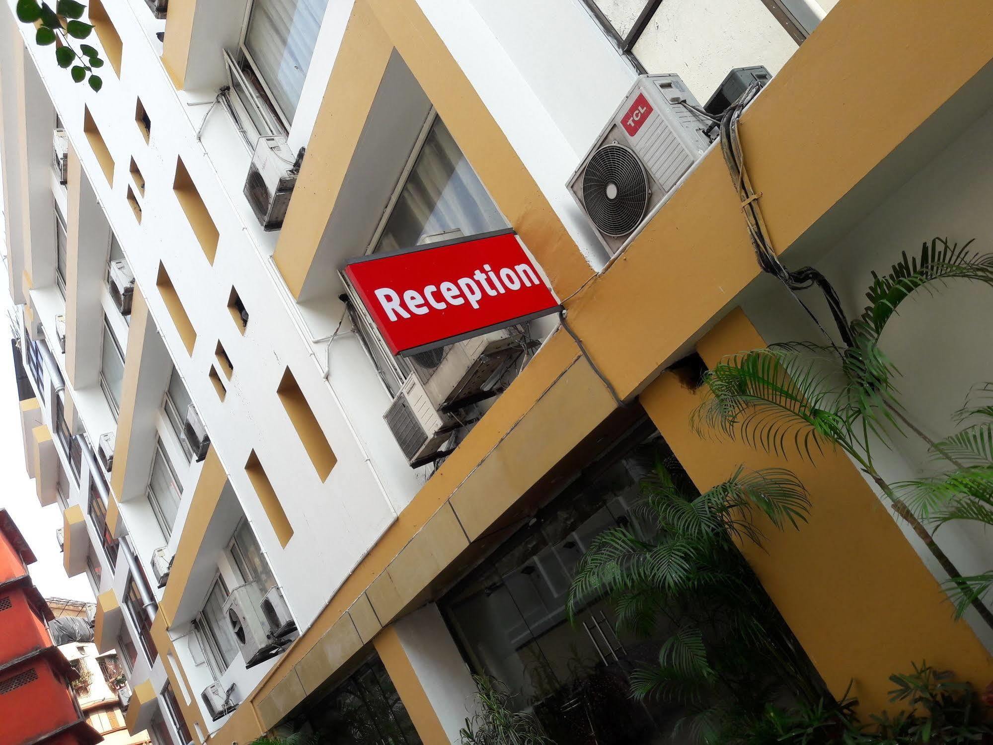 Astoria Hotel Calcuta Exterior foto